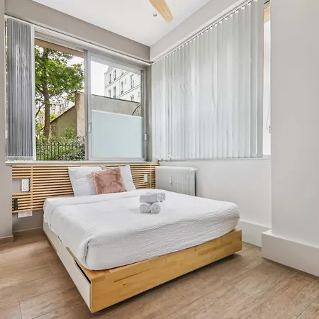 Apartment Superb Flat - 3 Bedrooms Sleeps 10 - Charonne Nation Paris