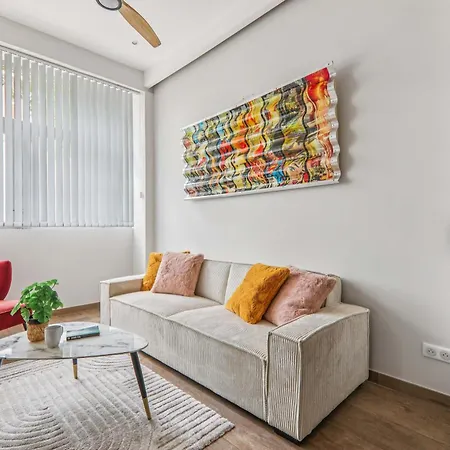 Superb Flat - 3 Bedrooms Sleeps 10 - Charonne Nation